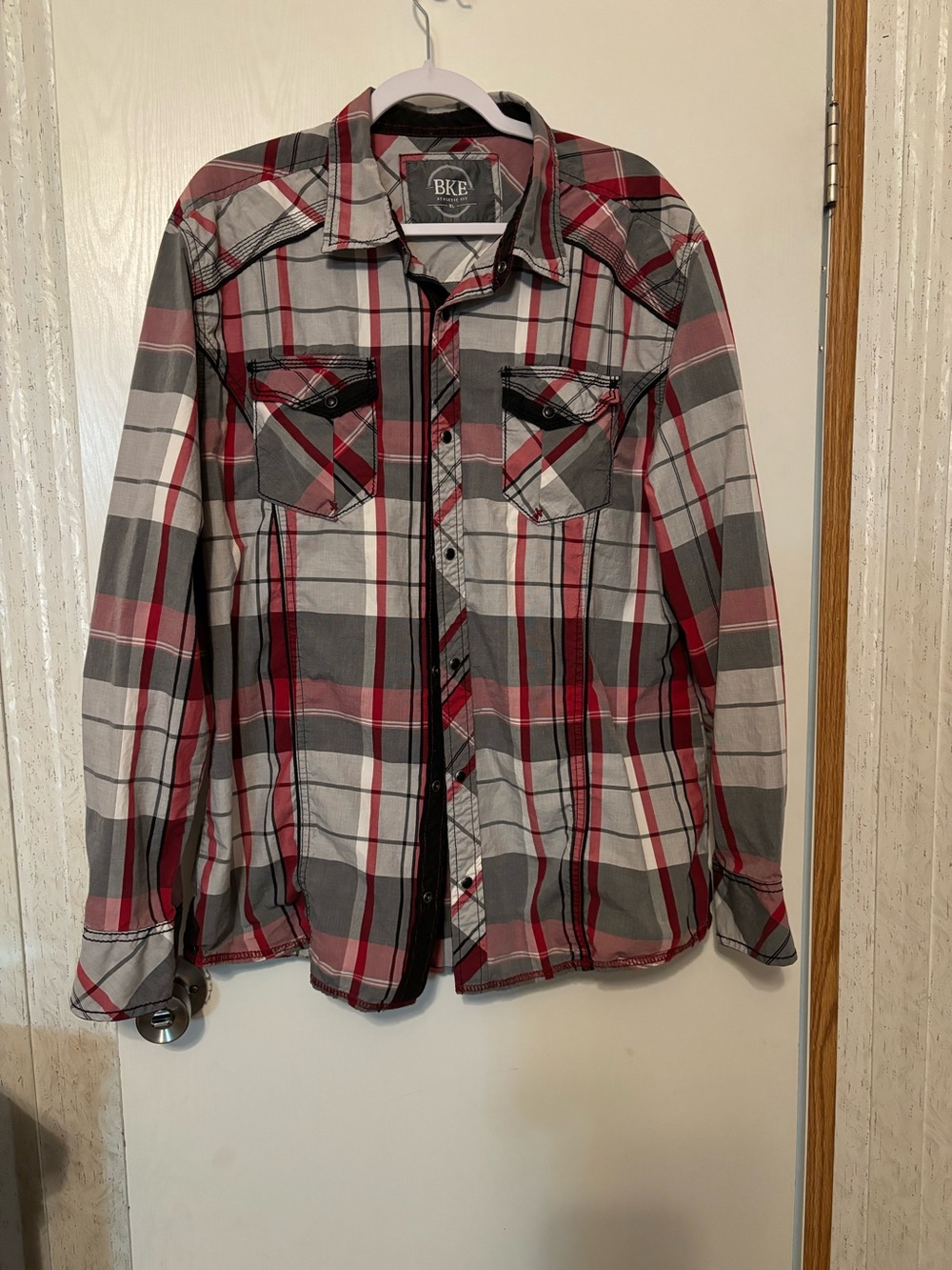 BKE Men’s Red, Gray & White Plaid Button-Down Shirt